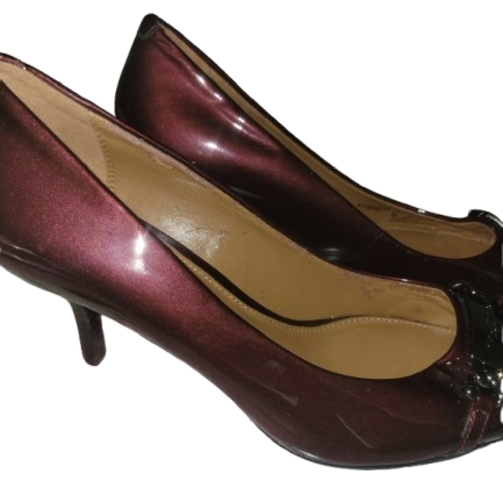 Coach Cranberry and Black Patent Mid-Heel Pumps - Picture 5 of 6